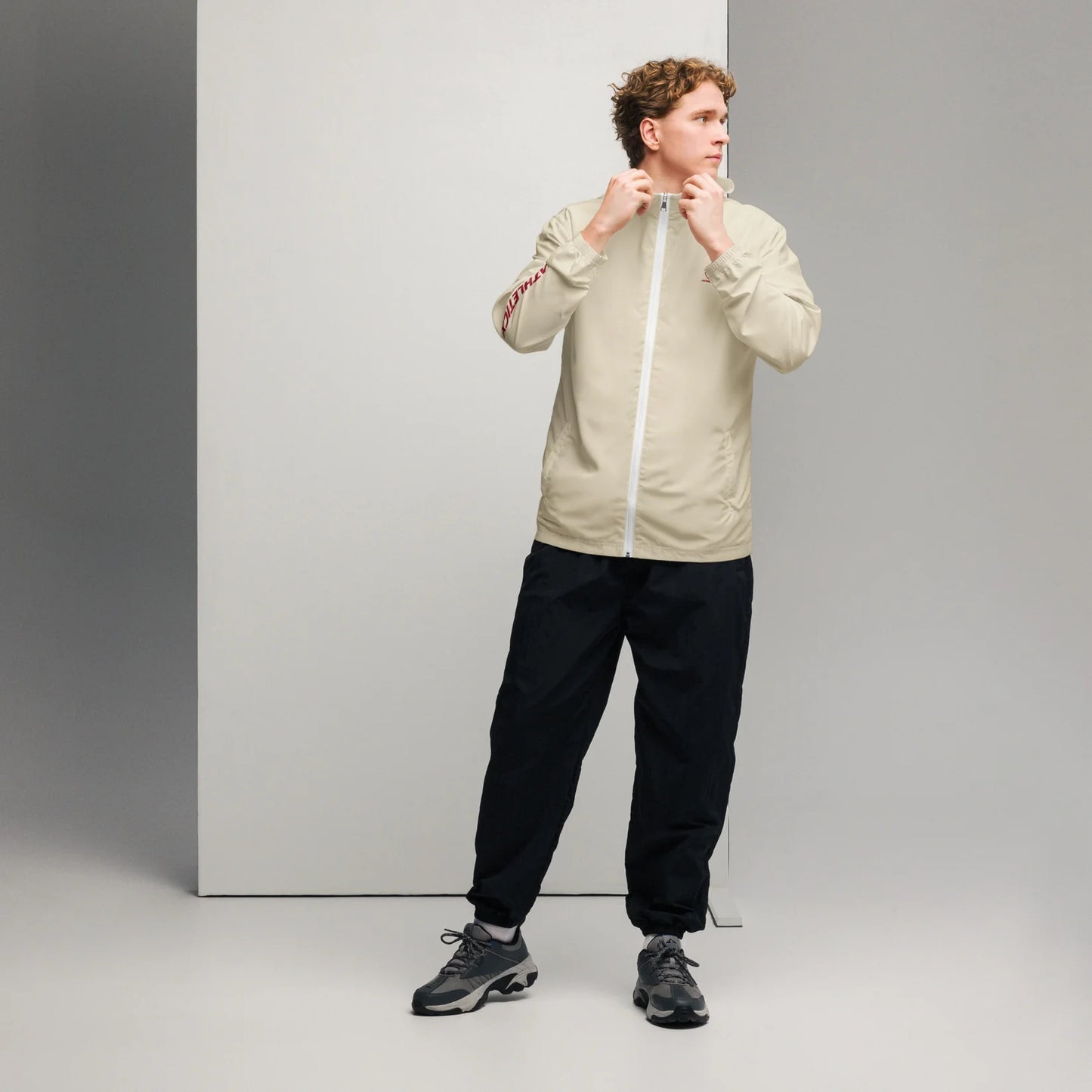 TRAININGSJACKE (HELLE FARBEN)